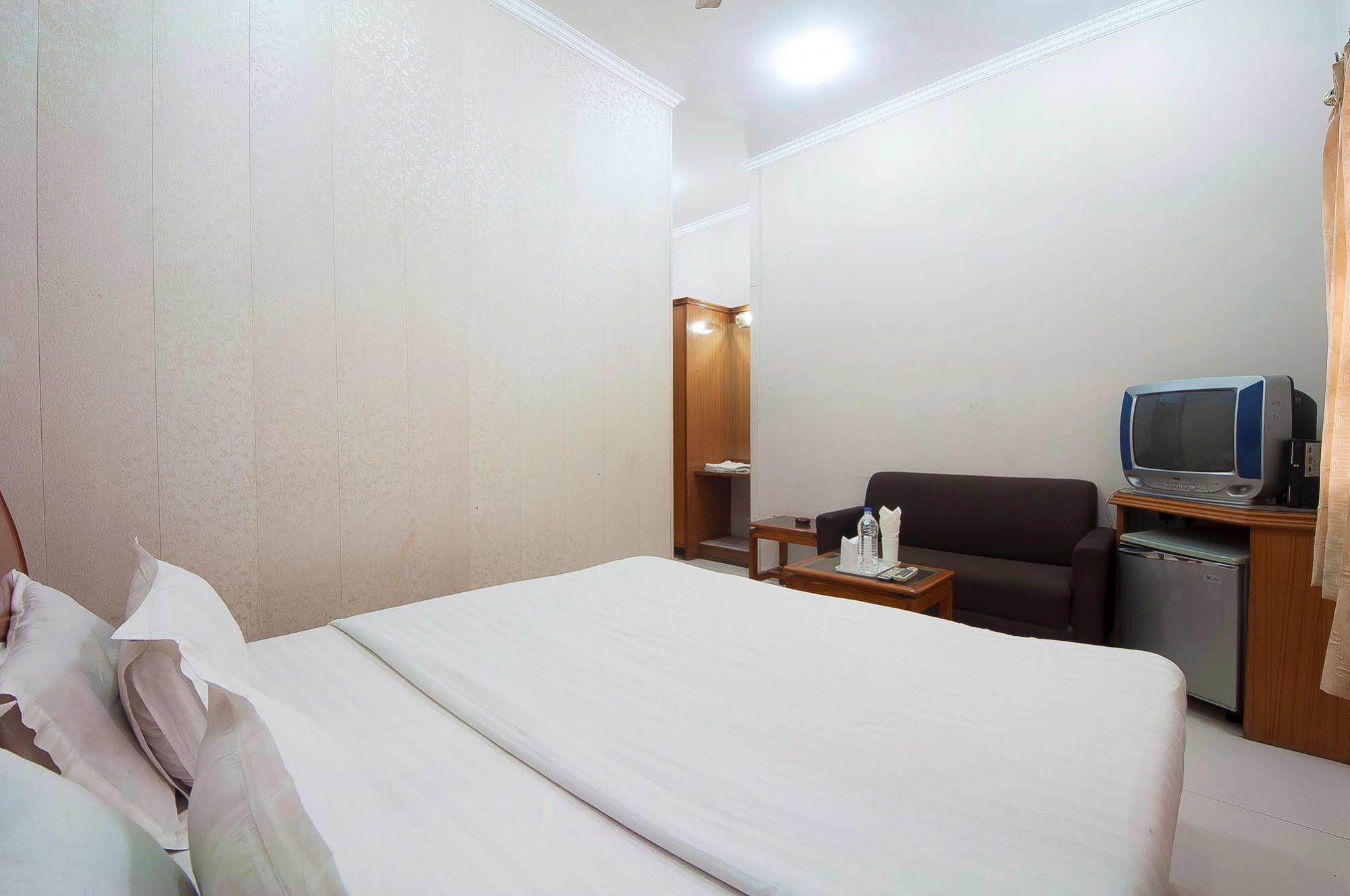 Fabhotel Basera Amritszár Kültér fotó